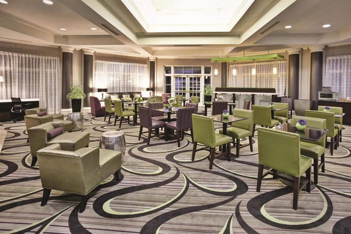 Imagen del bar/restaurante del Hotel La Quinta Inn and Suites By Wyndham Birmingham Hoover. Foto 6