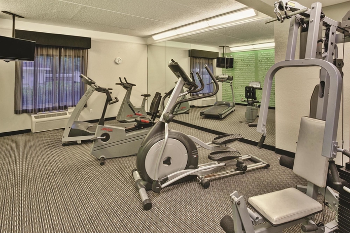 Imagen de los interiores del Hotel La Quinta Inn and Suites By Wyndham Birmingham Hoover. Foto 13