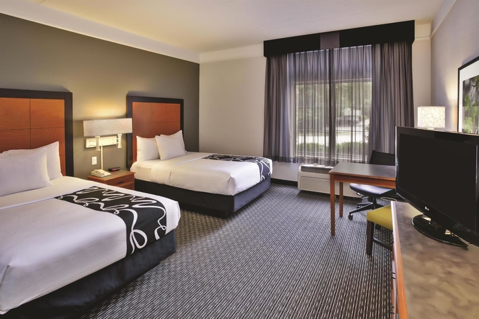 Imagen de la habitación del Hotel La Quinta Inn and Suites By Wyndham Birmingham Hoover. Foto 7