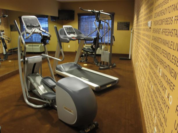 Imagen de los interiores del Hotel La Quinta Inn and Suites By Wyndham Bismarck. Foto 13