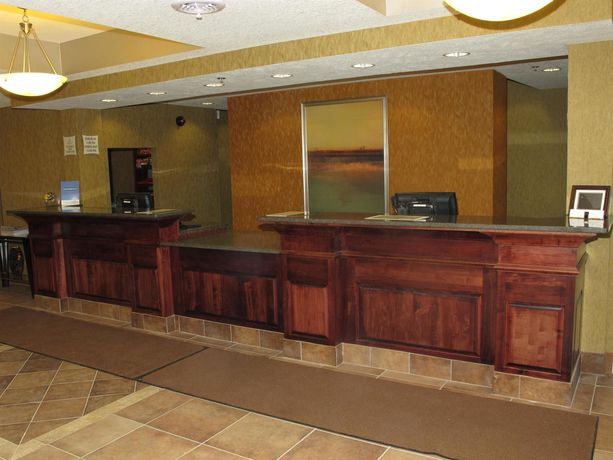 Imagen de los interiores del Hotel La Quinta Inn and Suites By Wyndham Bismarck. Foto 14