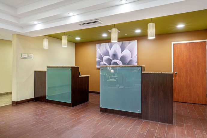 Imagen de los interiores del Hotel La Quinta Inn and Suites By Wyndham Boise Towne Square. Foto 10