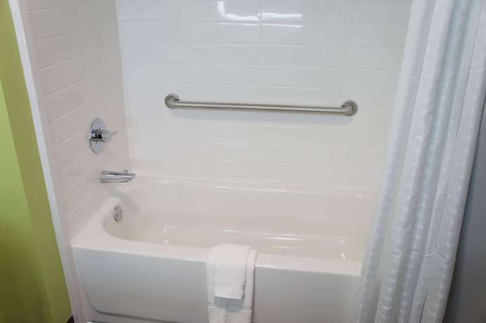 Imagen de la habitación del Hotel La Quinta Inn and Suites By Wyndham Braselton. Foto 7