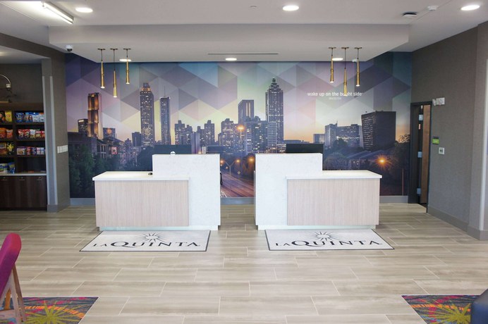 Imagen de los interiores del Hotel La Quinta Inn and Suites By Wyndham Braselton. Foto 17