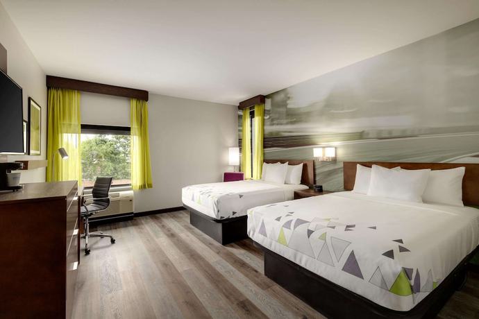 Imagen de la habitación del Hotel La Quinta Inn and Suites By Wyndham Braselton. Foto 9