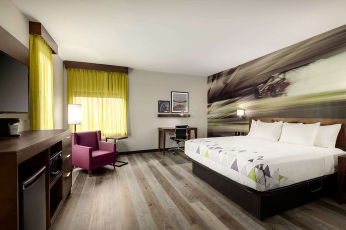 Imagen de la habitación del Hotel La Quinta Inn and Suites By Wyndham Braselton. Foto 11