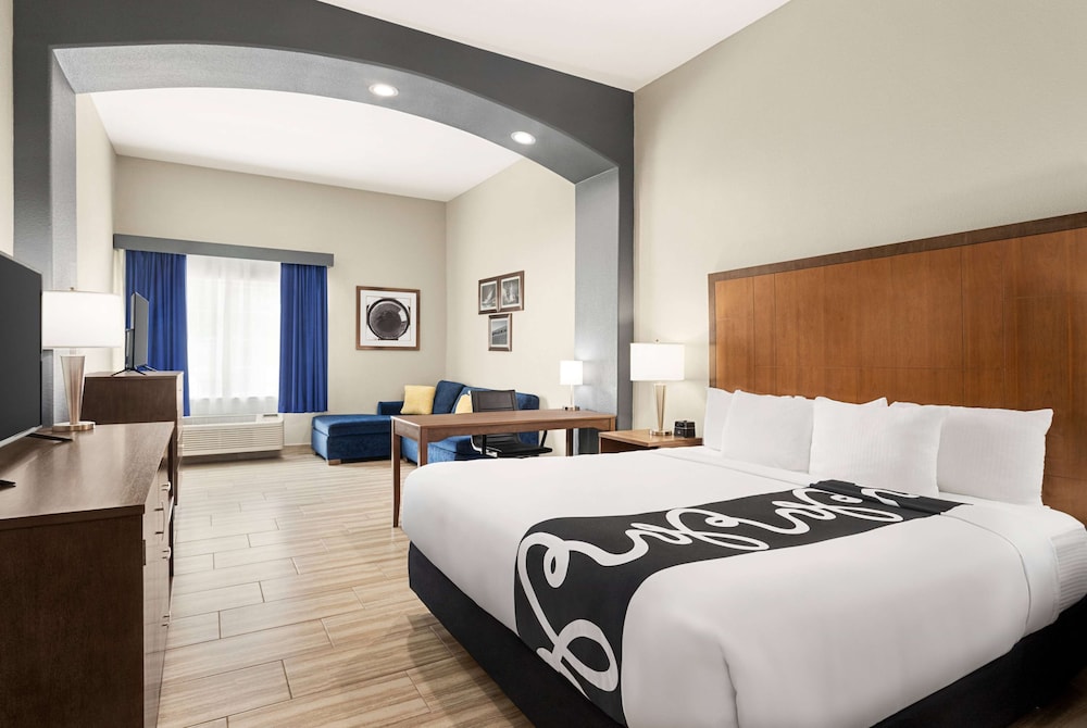 Imagen de la habitación del Hotel La Quinta Inn and Suites By Wyndham Brownsville North. Foto 12