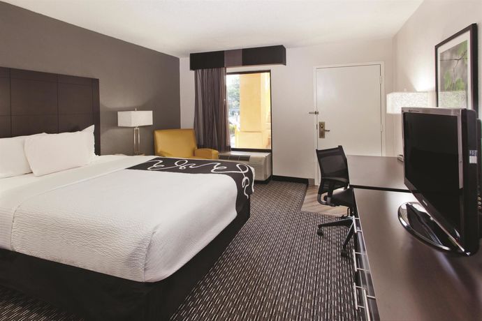 Imagen de la habitación del Hotel La Quinta Inn and Suites By Wyndham Charleston Riverview. Foto 5