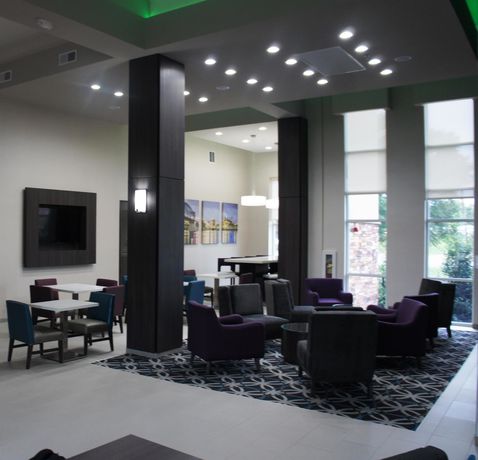 Imagen de los interiores del Hotel La Quinta Inn and Suites By Wyndham Chattanooga - East Ridge. Foto 16