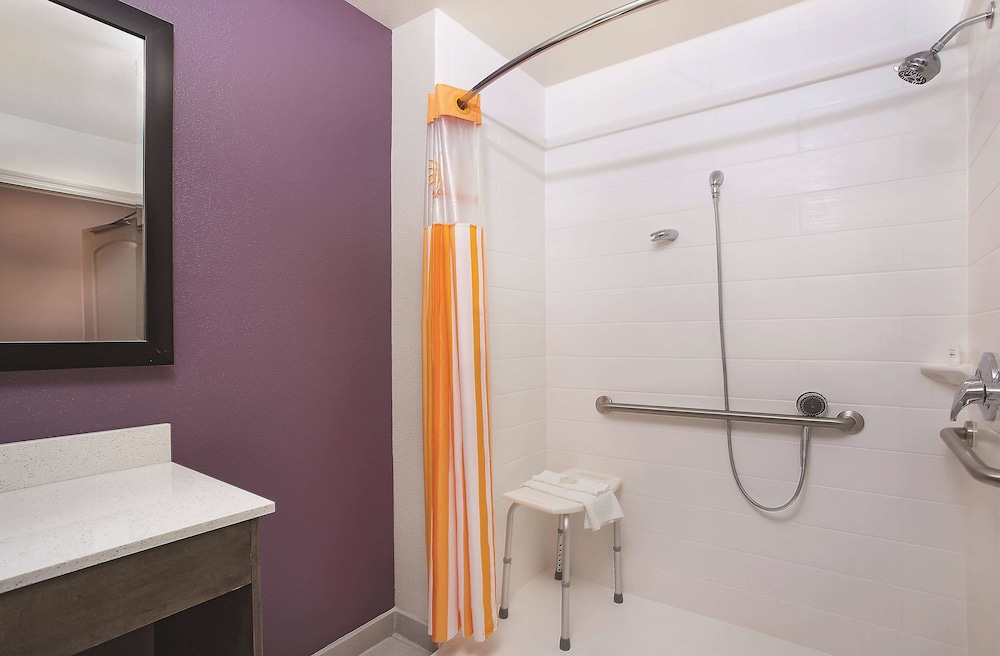 Imagen de la habitación del Hotel La Quinta Inn and Suites By Wyndham Chattanooga - Lookout Mtn. Foto 5