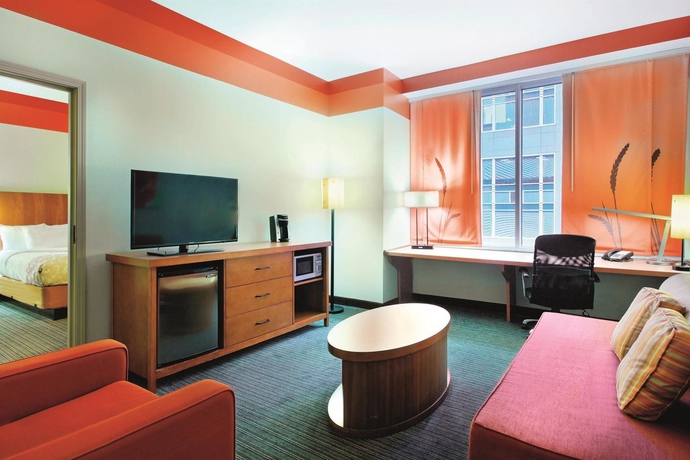 Imagen de la habitación del Hotel La Quinta Inn and Suites By Wyndham Chicago Downtown. Foto 8