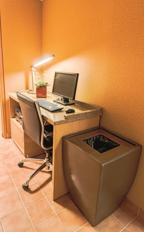 Imagen de los interiores del Hotel La Quinta Inn and Suites By Wyndham Chicago Tinley Park. Foto 14