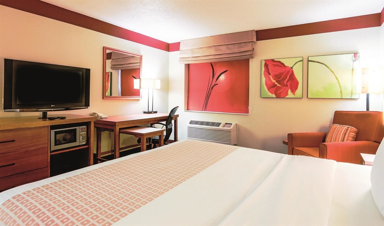 Imagen de la habitación del Hotel La Quinta Inn and Suites By Wyndham Chicago Tinley Park. Foto 9
