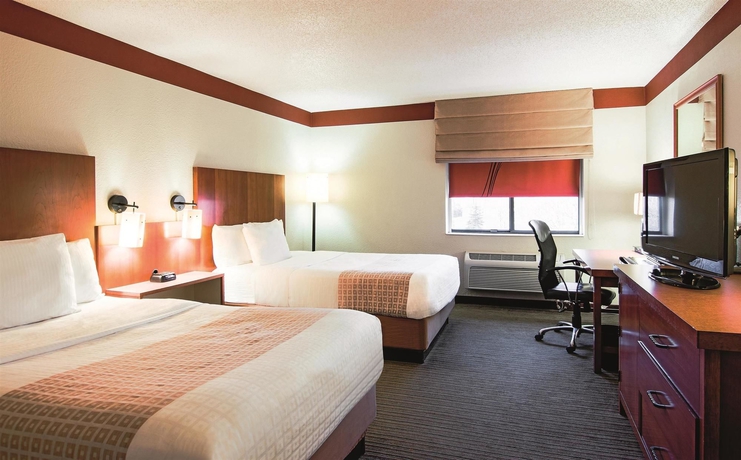 Imagen de la habitación del Hotel La Quinta Inn and Suites By Wyndham Chicago Tinley Park. Foto 11