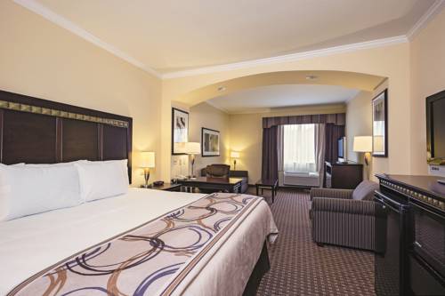 Imagen de la habitación del Hotel La Quinta Inn and Suites By Wyndham Cleburne. Foto 4