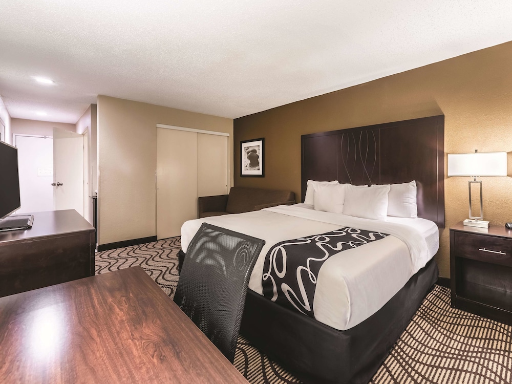 Imagen de la habitación del Hotel La Quinta Inn and Suites By Wyndham Collinsville - St. Louis. Foto 9
