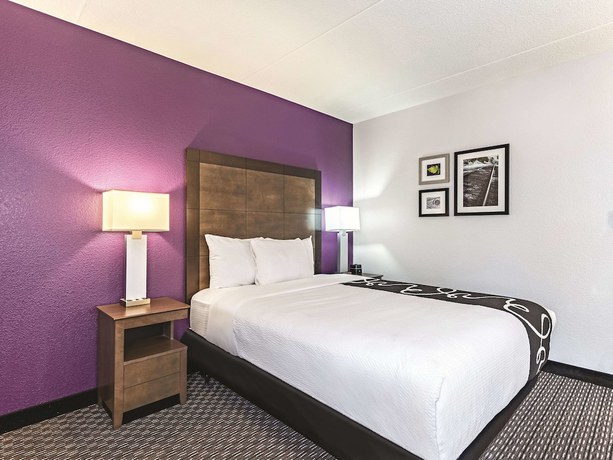 Imagen de la habitación del Hotel La Quinta Inn and Suites By Wyndham Columbia / Fort Meade. Foto 2