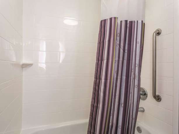 Imagen de la habitación del Hotel La Quinta Inn and Suites By Wyndham Columbia / Fort Meade. Foto 5