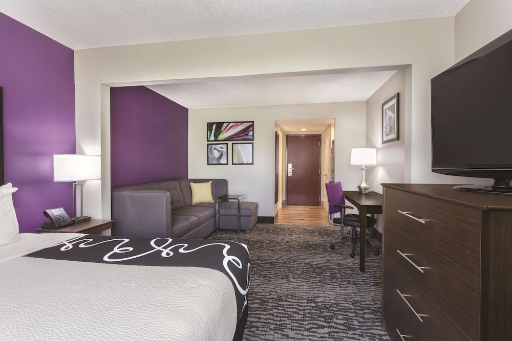 Imagen de la habitación del Hotel La Quinta Inn and Suites By Wyndham Columbus North. Foto 15
