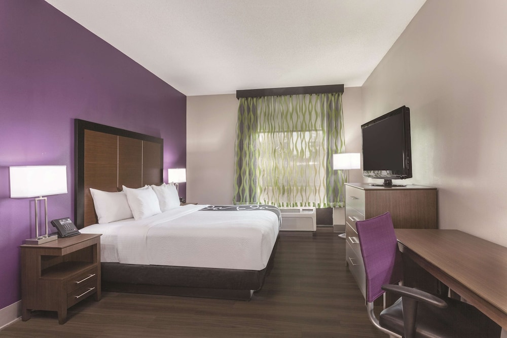 Imagen de la habitación del Hotel La Quinta Inn and Suites By Wyndham Columbus North. Foto 16