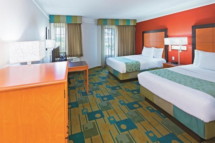 Imagen de la habitación del Hotel La Quinta Inn and Suites By Wyndham Dallas Dfw Airport North. Foto 11