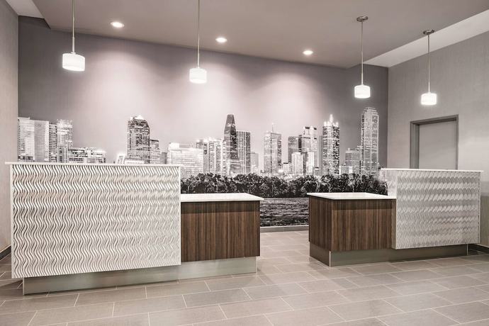 Imagen de los interiores del Hotel La Quinta Inn and Suites By Wyndham Dallas Grand Prairie North. Foto 8