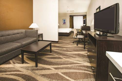 Imagen de la habitación del Hotel La Quinta Inn and Suites By Wyndham Dallas - Las Colinas. Foto 4