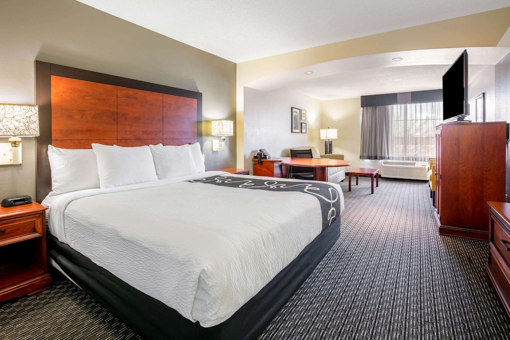 Imagen general del Hotel La Quinta Inn and Suites By Wyndham Dfw Airport South / Irving. Foto 1