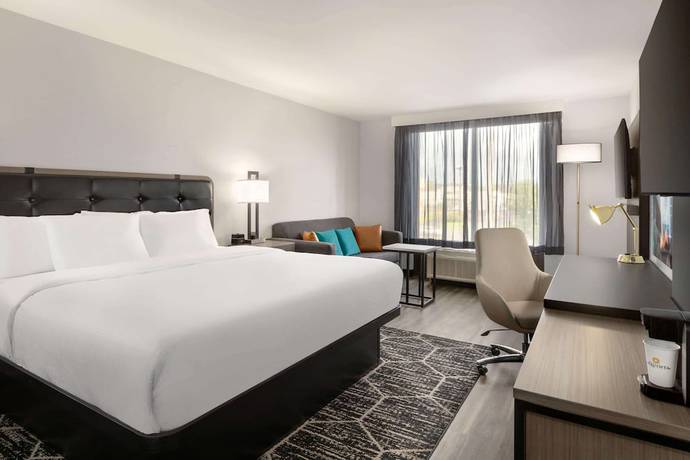 Imagen de la habitación del Hotel La Quinta Inn and Suites By Wyndham Dothan. Foto 10