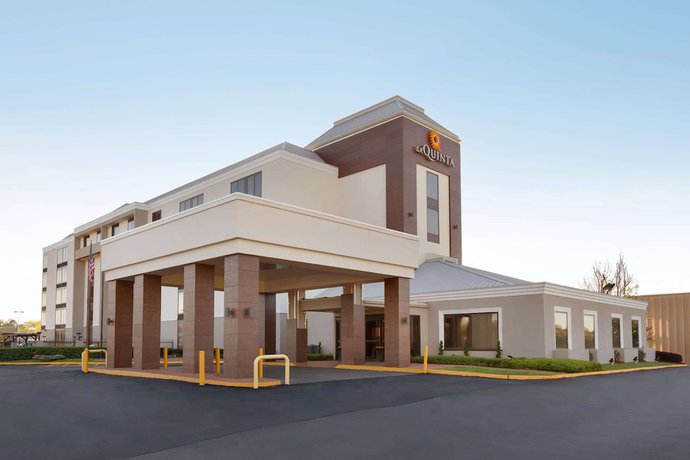 Imagen general del Hotel La Quinta Inn and Suites By Wyndham Dothan. Foto 1
