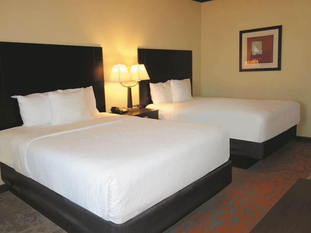 Imagen de la habitación del Hotel La Quinta Inn and Suites By Wyndham Eastland. Foto 2