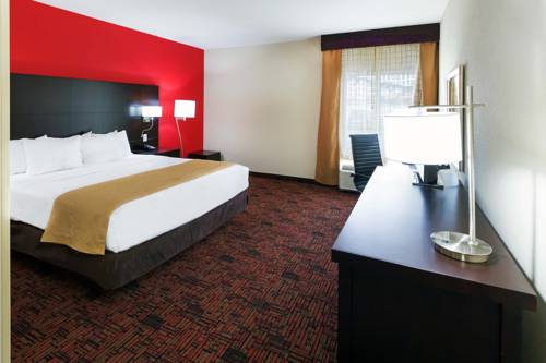 Imagen de la habitación del Hotel La Quinta Inn and Suites By Wyndham Elk City. Foto 4