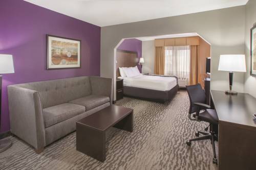 Imagen de la habitación del Hotel La Quinta Inn and Suites By Wyndham Erie. Foto 5