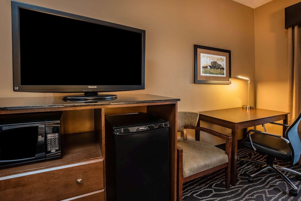 Imagen de la habitación del Hotel La Quinta Inn and Suites By Wyndham Eugene. Foto 2
