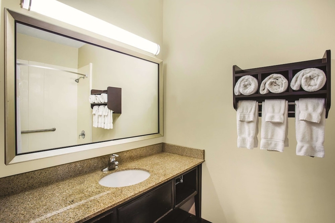 Imagen de la habitación del Hotel La Quinta Inn and Suites By Wyndham Evansville. Foto 11