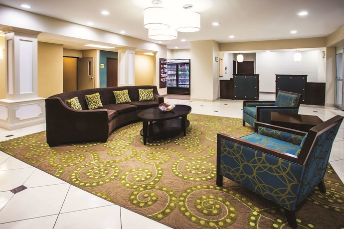 Imagen de los interiores del Hotel La Quinta Inn and Suites By Wyndham Evansville. Foto 13