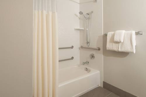 Imagen de la habitación del Hotel La Quinta Inn and Suites By Wyndham Fairbanks Airport. Foto 11