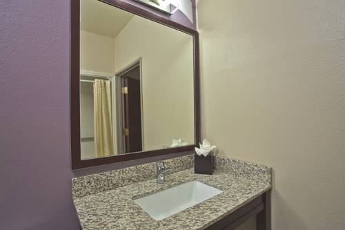 Imagen de la habitación del Hotel La Quinta Inn and Suites By Wyndham Fairborn Wright-patterson. Foto 10