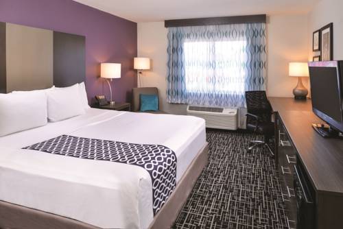 Imagen de la habitación del Hotel La Quinta Inn and Suites By Wyndham Fayetteville. Foto 5
