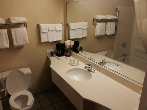 Imagen de la habitación del Hotel La Quinta Inn and Suites By Wyndham Fayetteville I-95. Foto 2