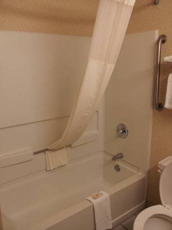 Imagen de la habitación del Hotel La Quinta Inn and Suites By Wyndham Fayetteville I-95. Foto 9