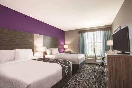 Imagen de la habitación del Hotel La Quinta Inn and Suites By Wyndham Forsyth. Foto 5