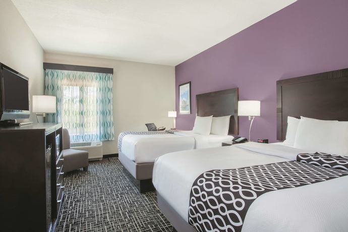 Imagen de la habitación del Hotel La Quinta Inn and Suites By Wyndham Fort Walton Beach. Foto 3