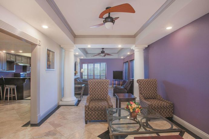 Imagen de la habitación del Hotel La Quinta Inn and Suites By Wyndham Fort Walton Beach. Foto 6