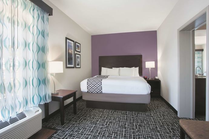 Imagen de la habitación del Hotel La Quinta Inn and Suites By Wyndham Fort Walton Beach. Foto 9