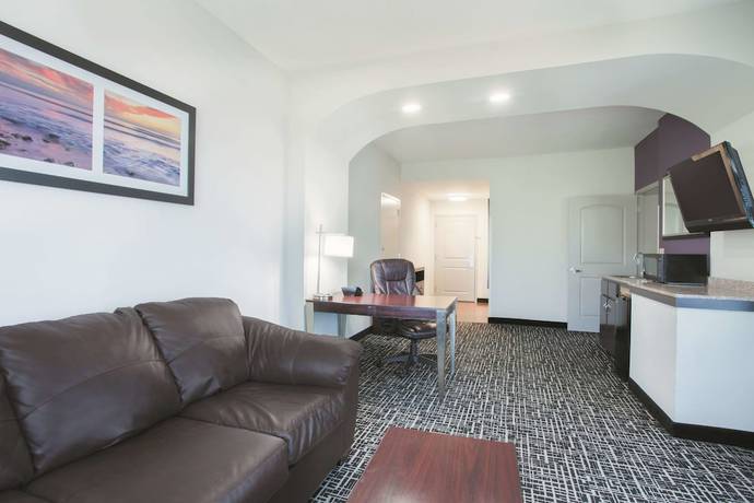 Imagen de la habitación del Hotel La Quinta Inn and Suites By Wyndham Fort Walton Beach. Foto 12