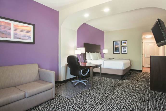Imagen de la habitación del Hotel La Quinta Inn and Suites By Wyndham Fort Walton Beach. Foto 18