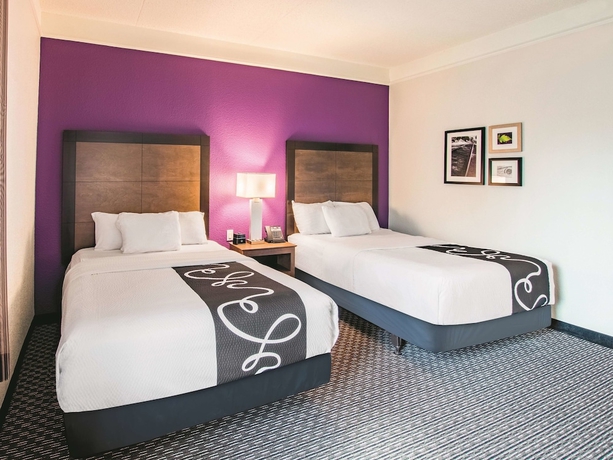 Imagen de la habitación del Hotel La Quinta Inn and Suites By Wyndham Fort Worth City View. Foto 16