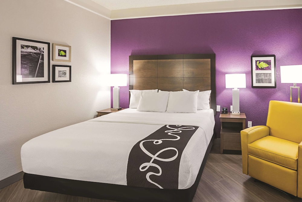 Imagen de la habitación del Hotel La Quinta Inn and Suites By Wyndham Fort Worth North. Foto 6