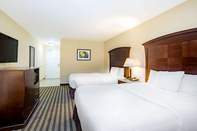 Imagen de la habitación del Hotel La Quinta Inn and Suites By Wyndham Fowler. Foto 9
